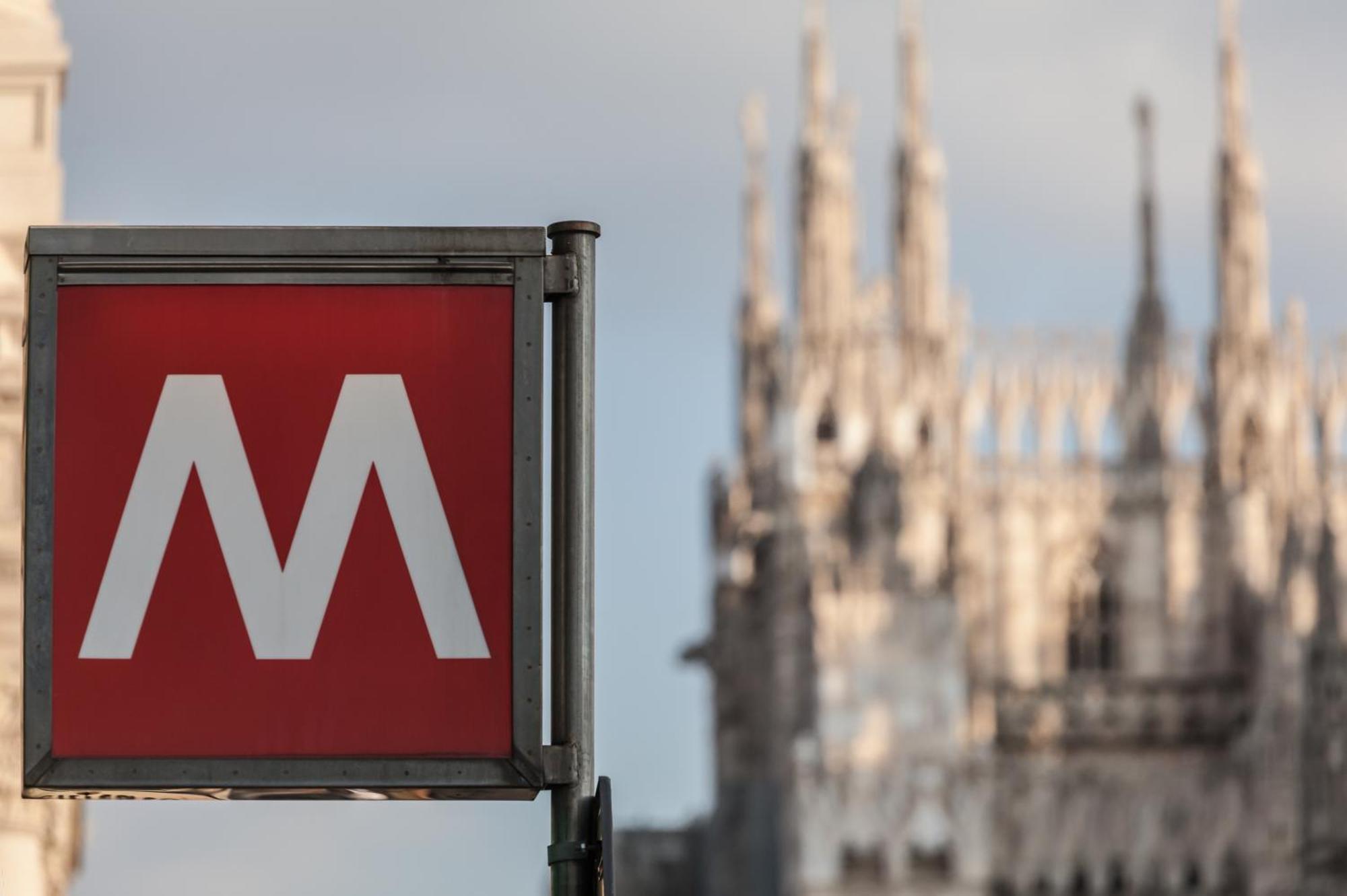 Navigli Duomo - Chateau Milan, Metro M2 E Parcheggio Gratuito Milán