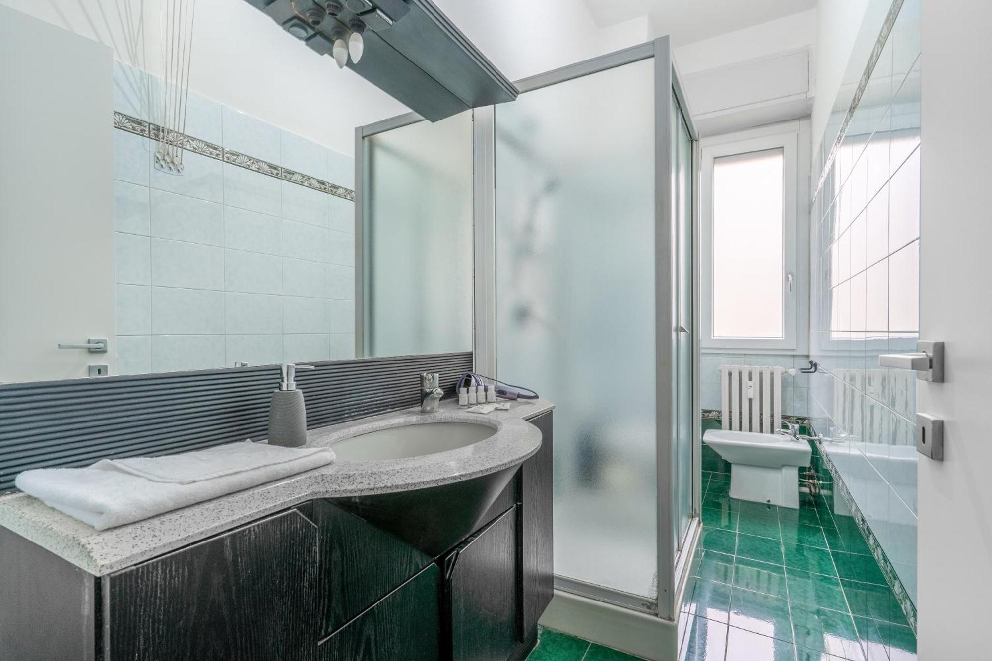 Navigli Duomo - Chateau Milan, Metro M2 E Parcheggio Gratuito Apartamento Milán