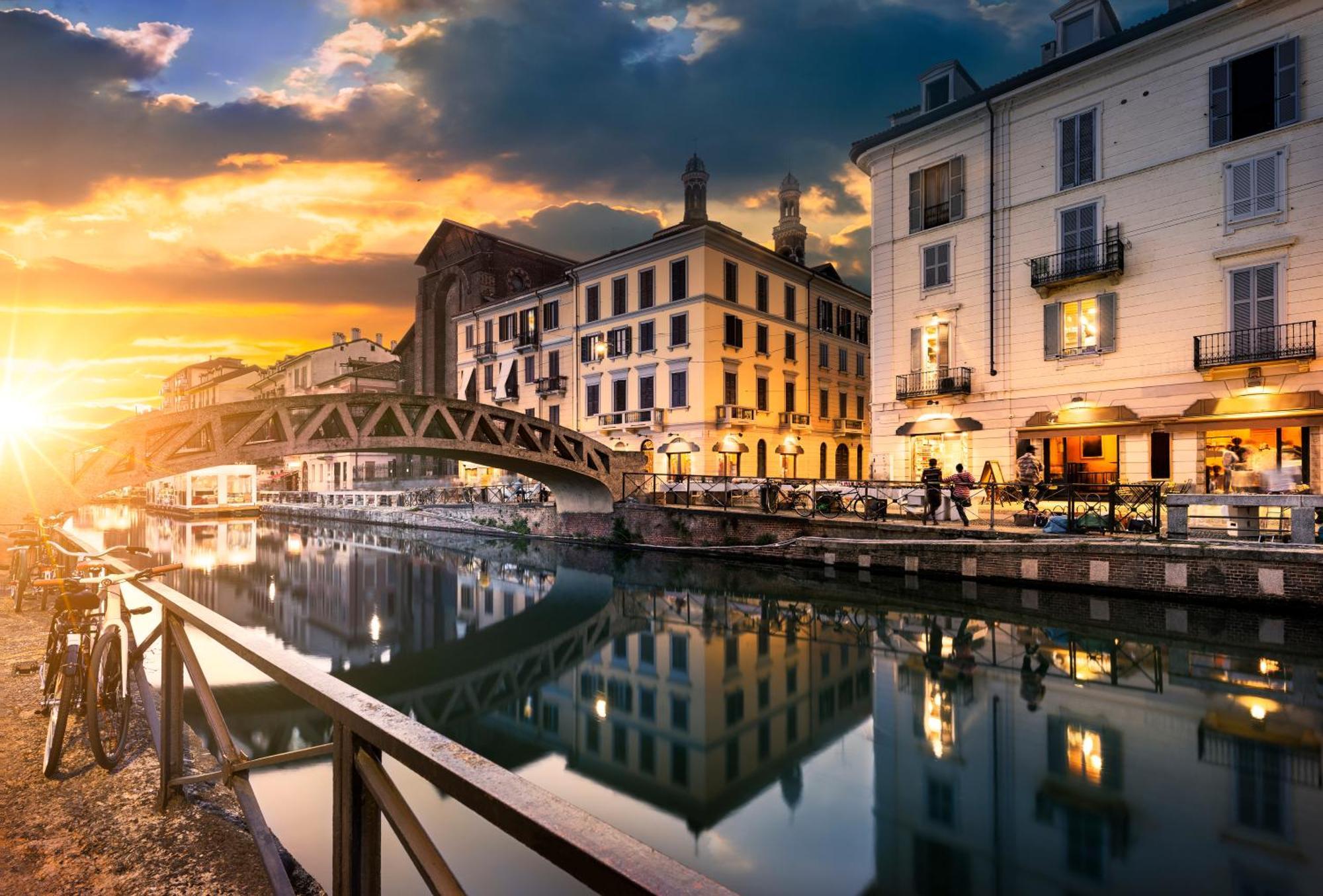 Apartamento Navigli Duomo - Chateau Milan, Metro M2 E Parcheggio Gratuito Milán